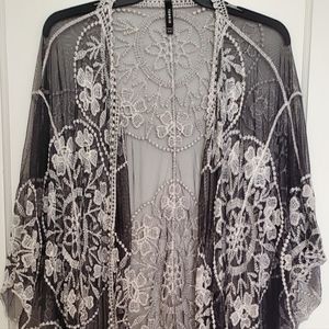 Torrid Kimono/Wrap Rauna One Size